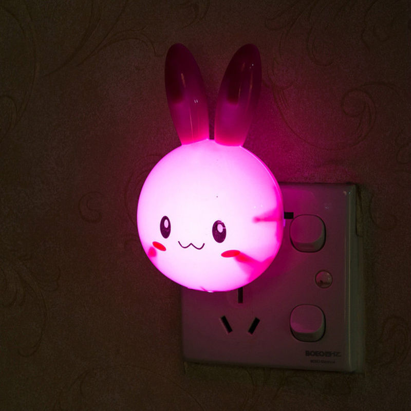 Máy chơi sản xuất tùy chỉnh đèn đêm thỏ LED chuyển đổi ON / OFF Đèn tường Đèn cạnh giường