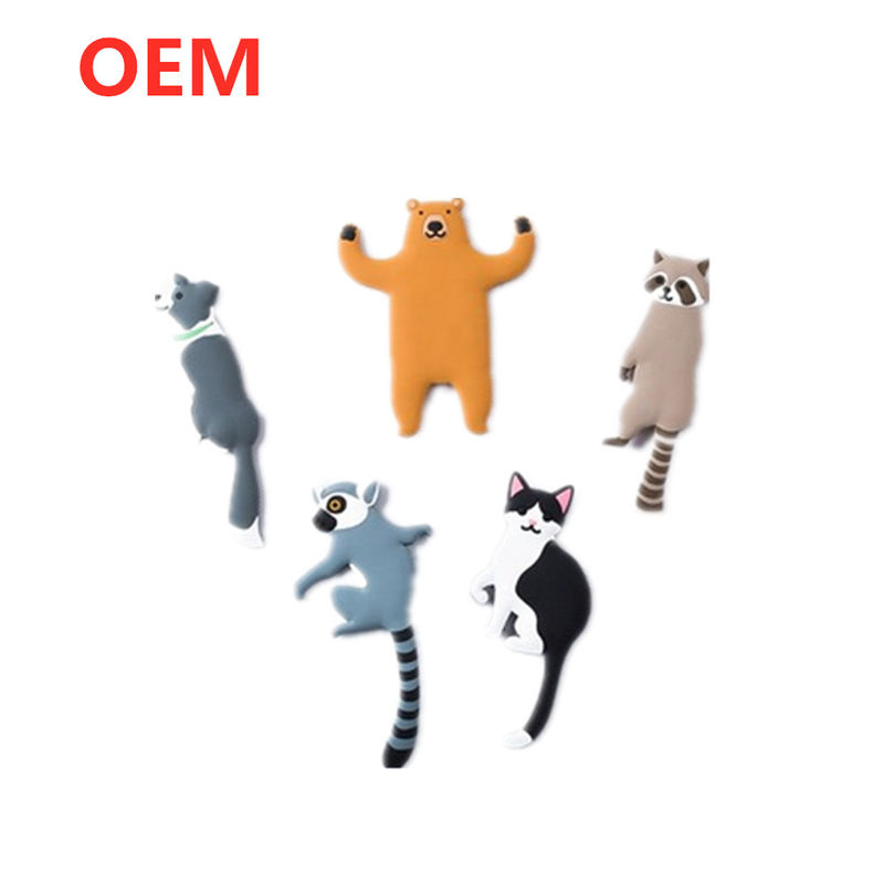 OEM FAMA Factory Custom Made Mini đuôi liền mạch gấp móc PVC đồ chơi cao su