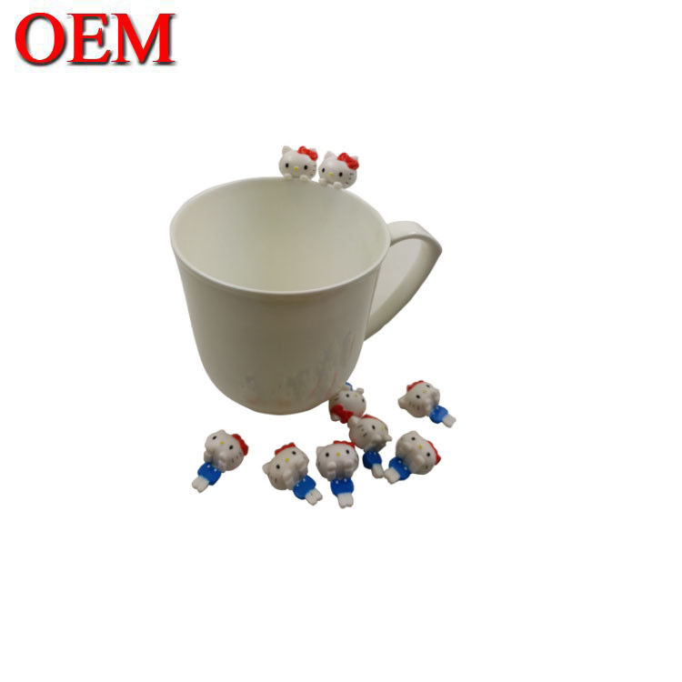 Nhà sản xuất đồ chơi hình ảnh tùy chỉnh OEM tùy chỉnh Kitty mèo Mini Cup Cartoon Figure Toys tùy chỉnh đồ chơi thiết kế của riêng bạn