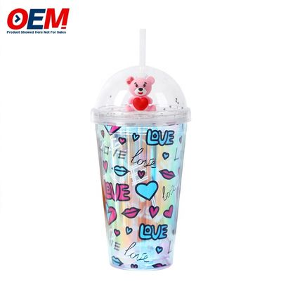 Nhà máy tùy chỉnh PP Double Wall Cup With Straw OEM Plastic Cup Cute Bear Water Cup